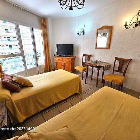 Estudio Acogedor Y Tranquilo En Zona Estupenda ฟูเอนฮิโรลา ภายนอก รูปภาพ