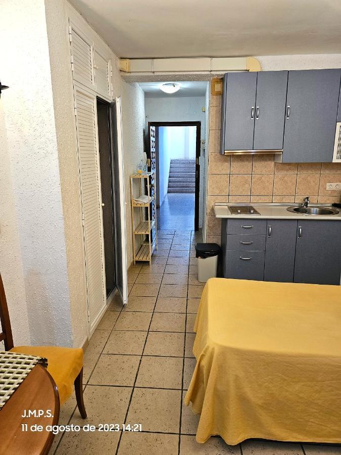 Estudio Acogedor Y Tranquilo En Zona Estupenda ฟูเอนฮิโรลา ภายนอก รูปภาพ